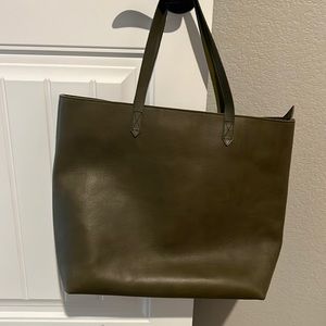 Madewell vegan leather tote. Olive green